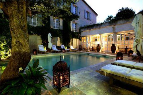 Relai chateau france