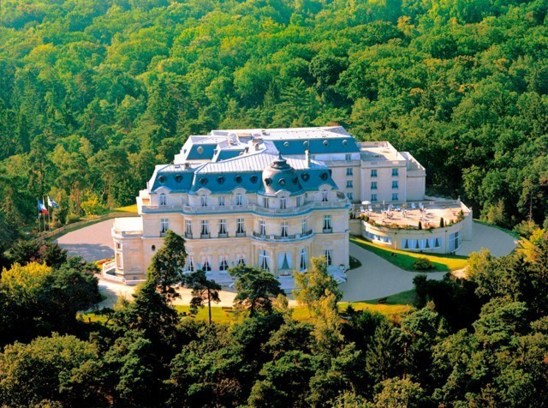 Chateau pres de paris