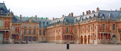Nombre de cheminées au chateau de versailles
