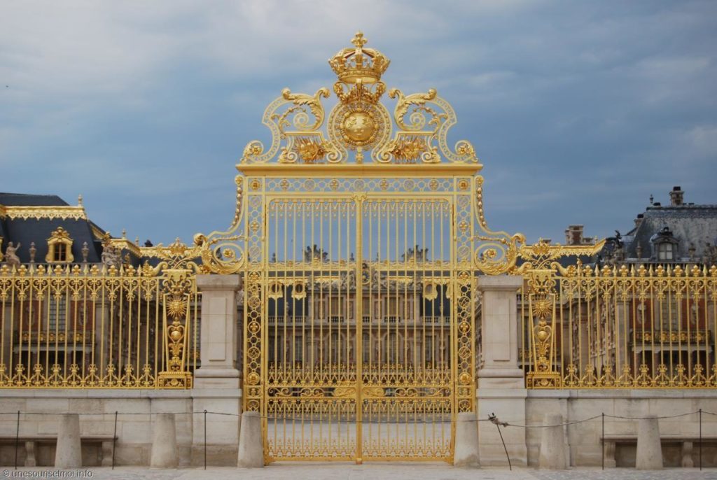 Chateau Du Versailles Chateau U Montellier