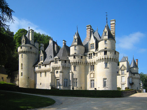 Chateau belle au bois dormant tours