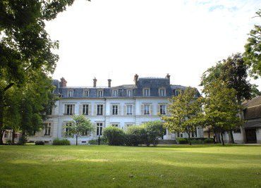 Chateau de fontainebleau recrutement
